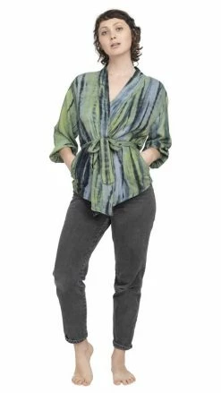 Lakhays Tie-dye Kimono Wrap