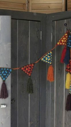 Lakhays Knitted Garland Decoration-Multi Gifts