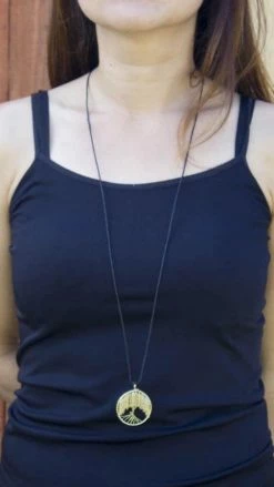 Lakhays Gifts Tree Of Life Chain Pendant