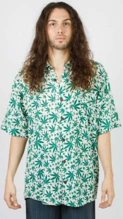 Lakhays Hippie Canna-Leaf Short-Sleeve Button-Down