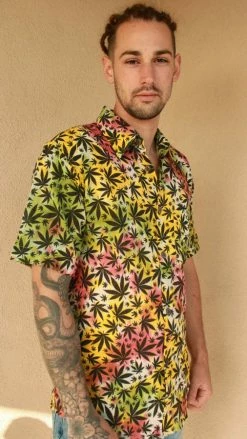 Lakhays Hippie Canna-Leaf Short-Sleeve Button-Down