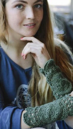 Lakhays Lace And Grace Fingerless Gloves