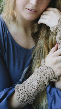 Lakhays Lace And Grace Fingerless Gloves