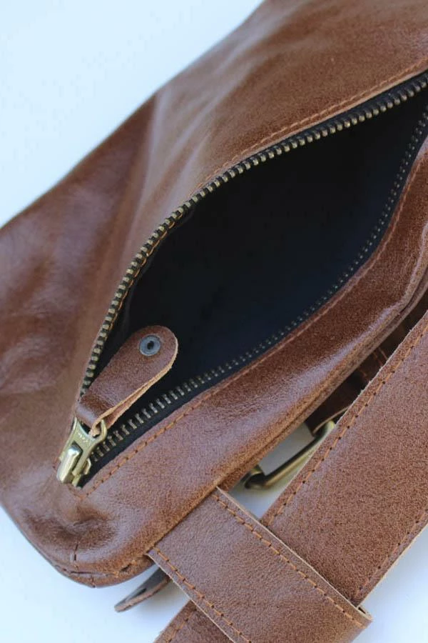 Lakhays Hang Freely Leather Hip Pack 6 Lakhays Hang Freely Leather Hip Pack