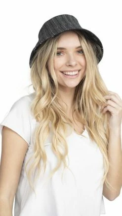 Lakhays Bandana Print Reversible Bucket Hat